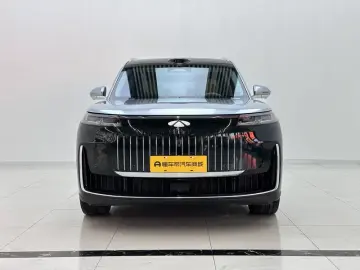 2026 Chery Fengyun T11 с пробегом 7 600 км