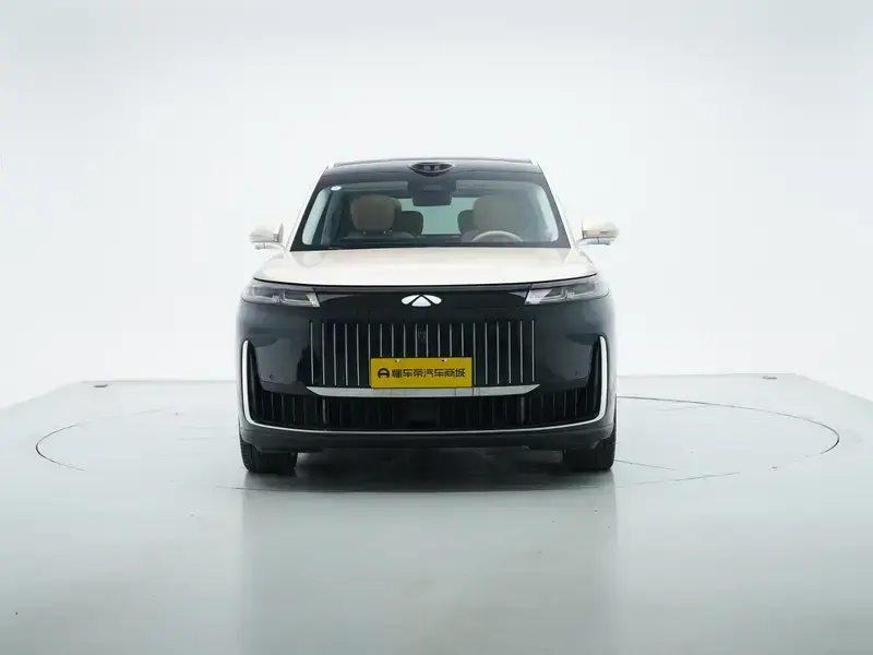 2026 Chery Fengyun T11 с пробегом 11 300 км