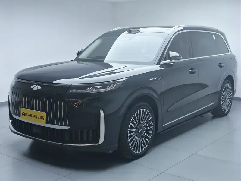 2026 Chery Fengyun T11 с пробегом 7 500 км