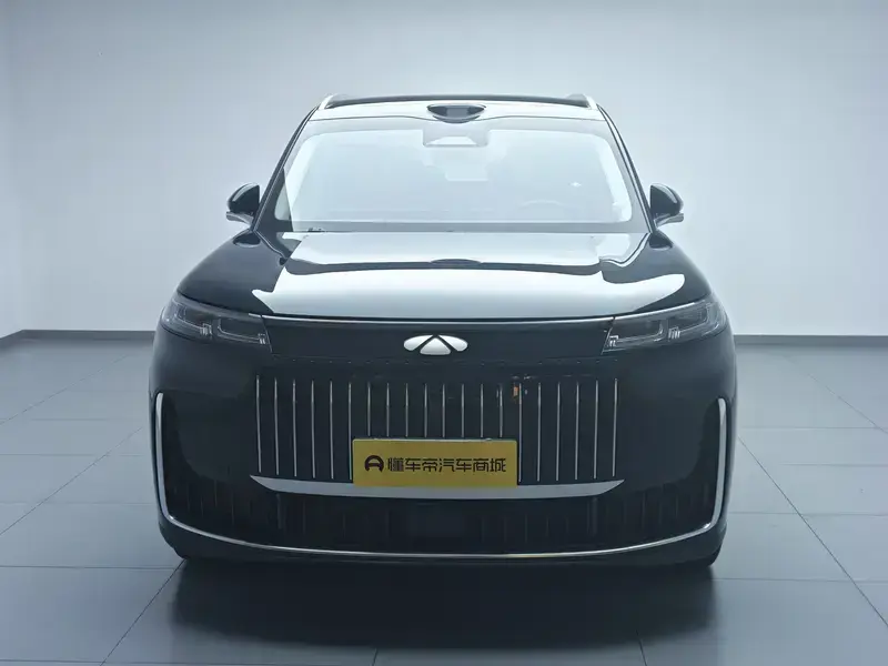2026 Chery Fengyun T11 с пробегом 7 500 км