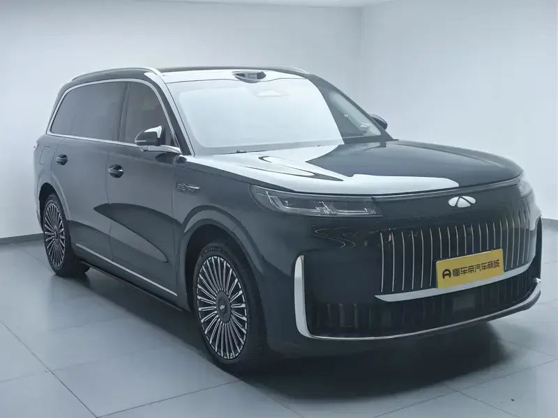 2026 Chery Fengyun T11 с пробегом 7 500 км