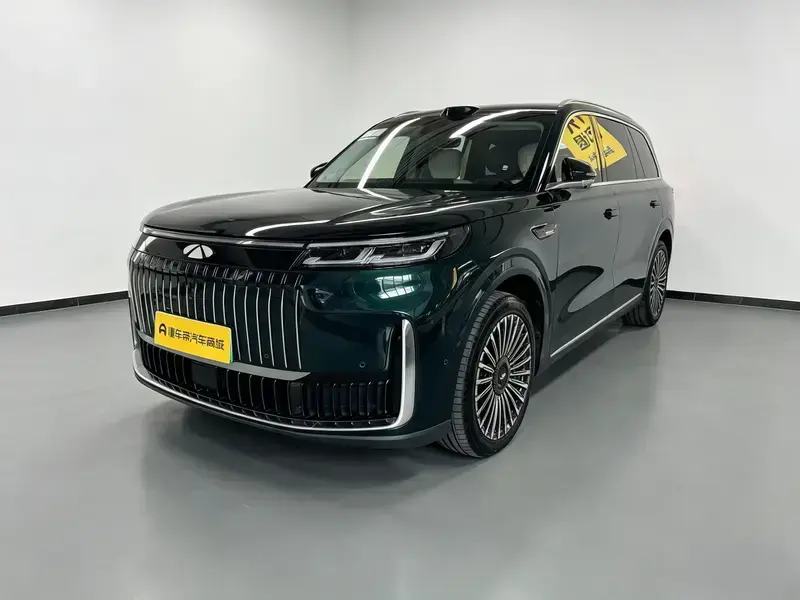 2026 Chery Fengyun T11 с пробегом 8 000 км