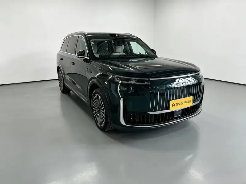 2026 Chery Fengyun T11 с пробегом 8 000 км