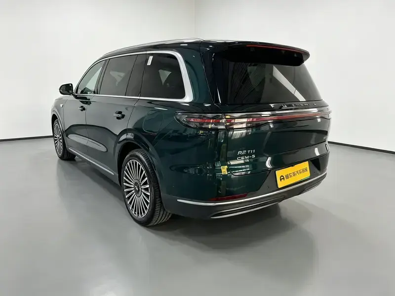 2026 Chery Fengyun T11 с пробегом 8 000 км
