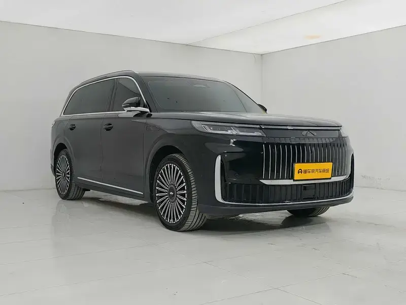 2026 Chery Fengyun T11 с пробегом 27 100 км