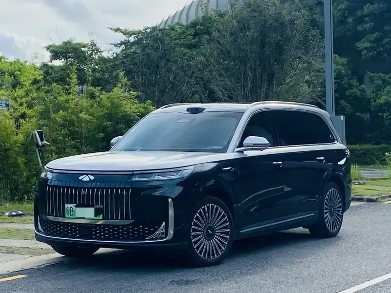2026 Chery Fengyun T11 с пробегом 16 000 км