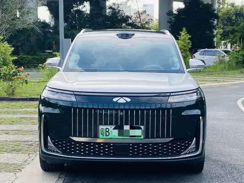 2026 Chery Fengyun T11 с пробегом 16 000 км