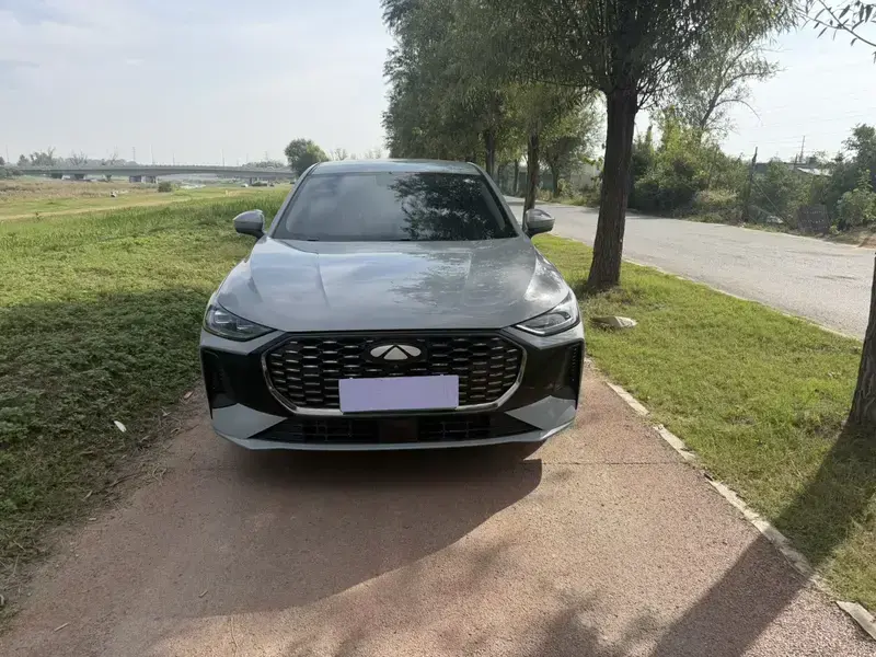 2025 Chery Fengyun A8L с пробегом 25 000 км