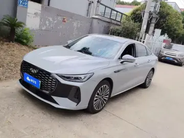 2025 Chery Fengyun A8L с пробегом 13 000 км