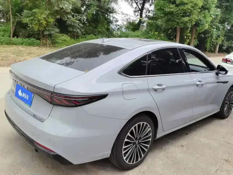 2025 Chery Fengyun A8L с пробегом 13 000 км