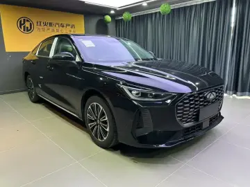2025 Chery Fengyun A8L с пробегом 100 км