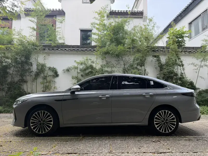 2025 Chery Fengyun A8L с пробегом 19 000 км
