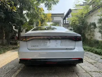 2025 Chery Fengyun A8L с пробегом 19 000 км