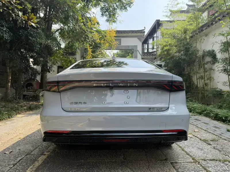 2025 Chery Fengyun A8L с пробегом 19 000 км