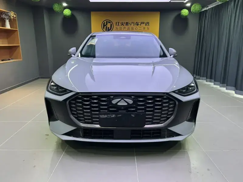 2025 Chery Fengyun A8L с пробегом 100 км