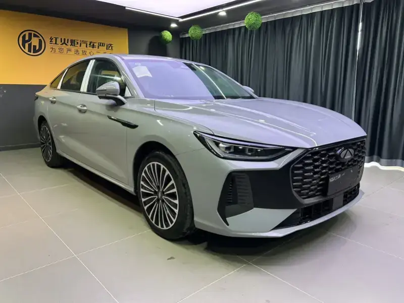 2025 Chery Fengyun A8L с пробегом 100 км