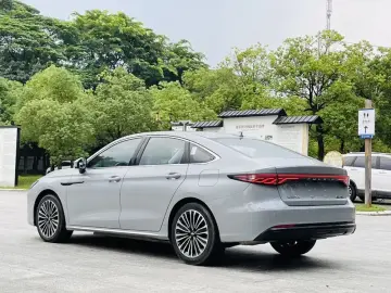 2025 Chery Fengyun A8L с пробегом 10 000 км