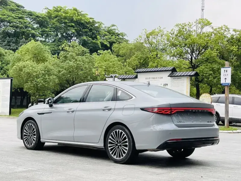 2025 Chery Fengyun A8L с пробегом 10 000 км
