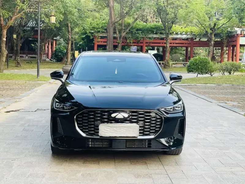 2025 Chery Fengyun A8L с пробегом 20 000 км
