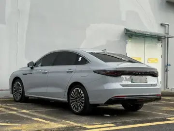 2025 Chery Fengyun A8L с пробегом 7 000 км