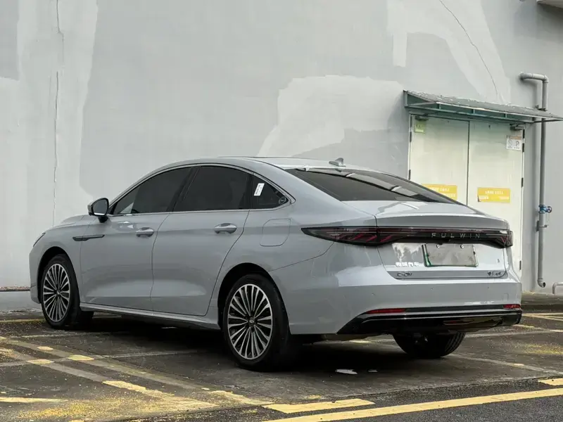 2025 Chery Fengyun A8L с пробегом 7 000 км