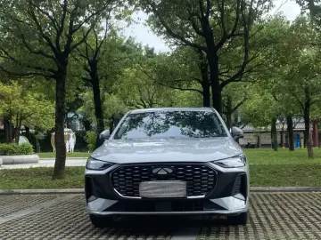 2025 Chery Fengyun A8L с пробегом 12 000 км
