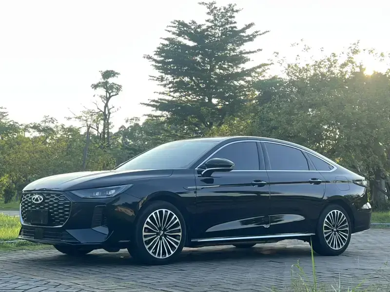 2025 Chery Fengyun A8L с пробегом 10 000 км
