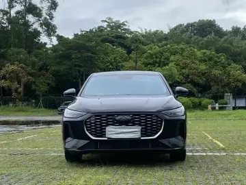 2025 Chery Fengyun A8L с пробегом 10 000 км