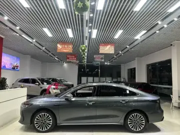 2025 Chery Fengyun A8L с пробегом 9 000 км