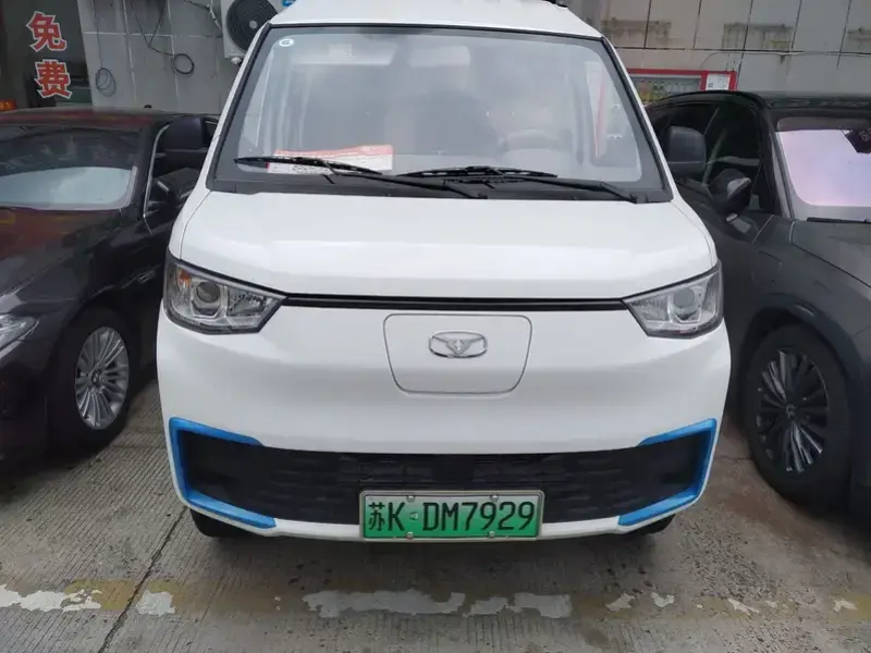 2025 Chery Kaiyi River Dolphin E7 с пробегом 4 100 км