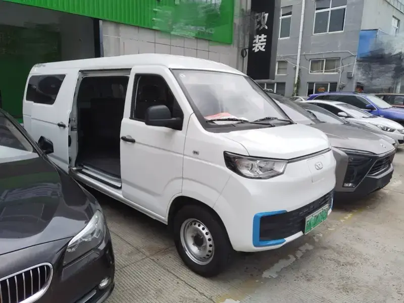 2025 Chery Kaiyi River Dolphin E7 с пробегом 4 100 км