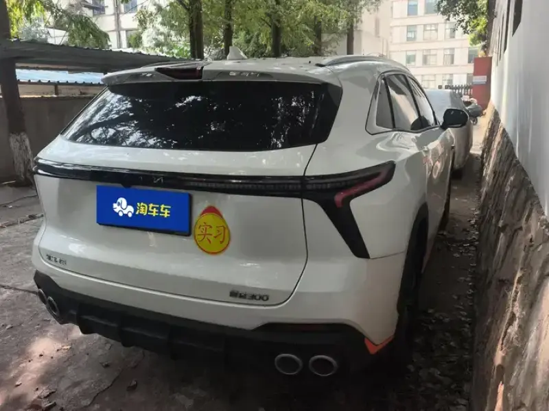 2023 Chery Kunlun L8 с пробегом 6 000 км