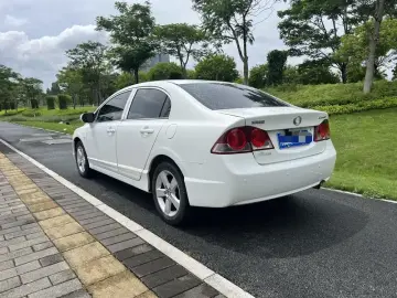 2012 Ciimo (Dongfeng-Honda) CIIMO с пробегом 140 000 км