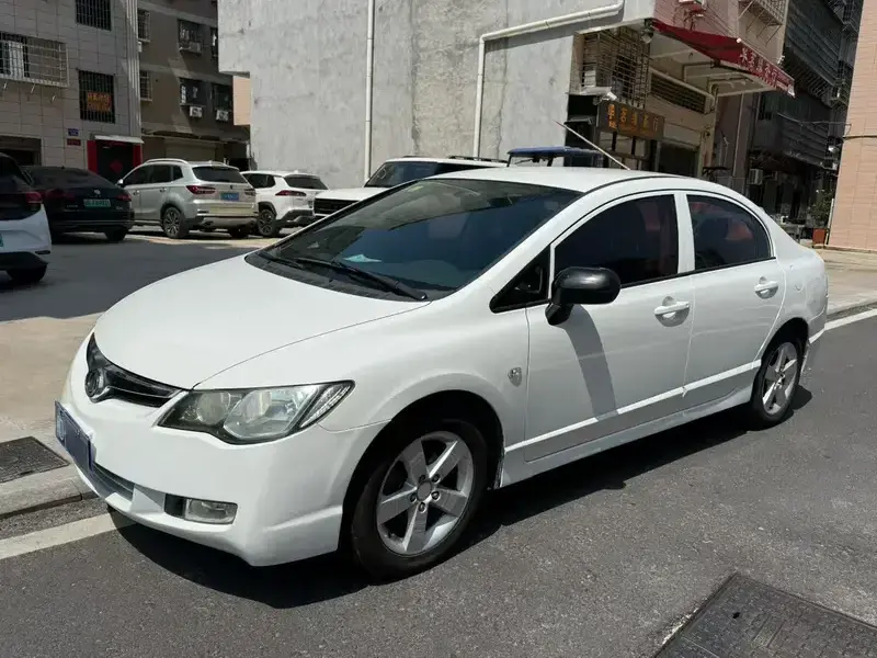 2012 Ciimo (Dongfeng-Honda) CIIMO с пробегом 120 000 км
