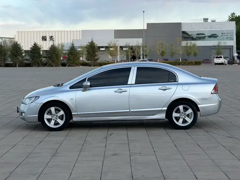 2012 Ciimo (Dongfeng-Honda) CIIMO с пробегом 90 000 км