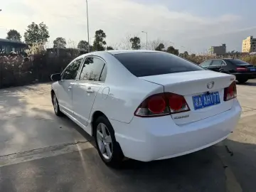 2012 Ciimo (Dongfeng-Honda) CIIMO с пробегом 115 000 км