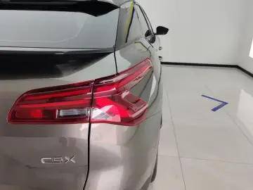 2023 Citroen Versailles C5 X с пробегом 19 000 км