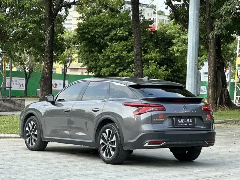2023 Citroen Versailles C5 X с пробегом 13 000 км