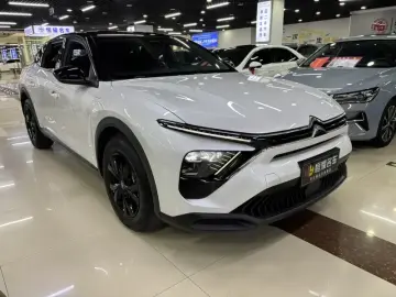 2024 Citroen Versailles C5 X с пробегом 24 600 км
