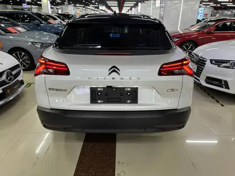 2024 Citroen Versailles C5 X с пробегом 24 600 км