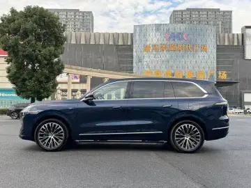 2025 Changan Deep Blue S09 с пробегом 8 200 км