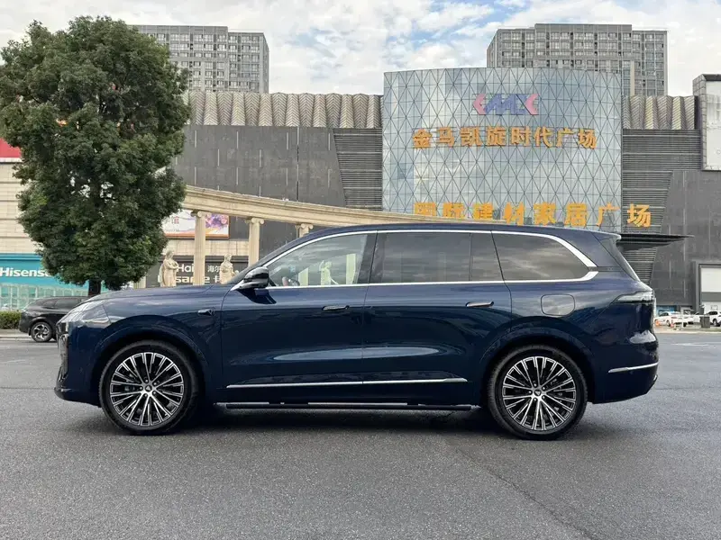 2025 Changan Deep Blue S09 с пробегом 8 200 км