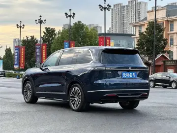 2025 Changan Deep Blue S09 с пробегом 8 200 км