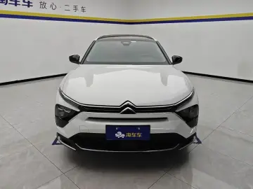 2023 Citroen Versailles C5 X с пробегом 35 000 км