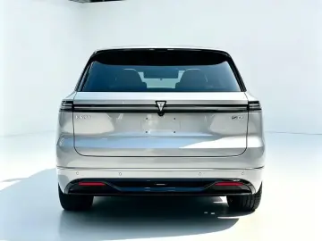 2025 Changan Deep Blue S09 с пробегом 29 000 км