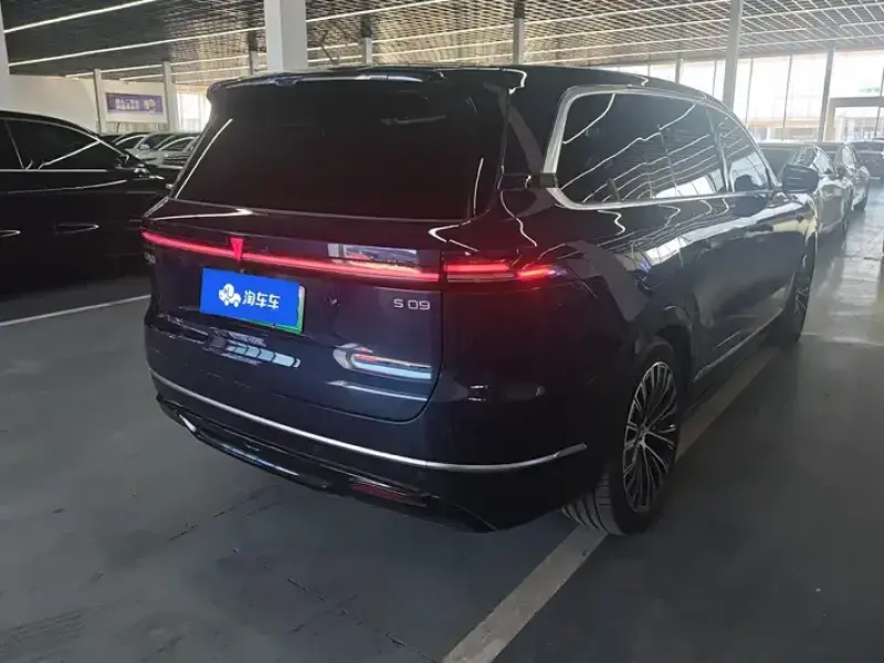 2025 Changan Deep Blue S09 с пробегом 24 000 км
