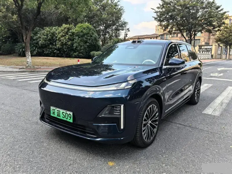 2025 Changan Deep Blue S09 с пробегом 11 000 км
