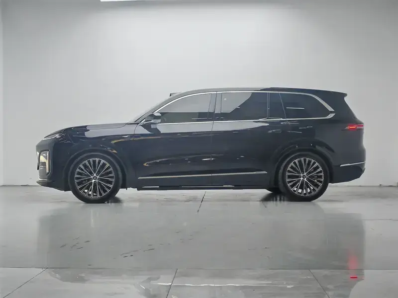 2025 Changan Deep Blue S09 с пробегом 21 300 км