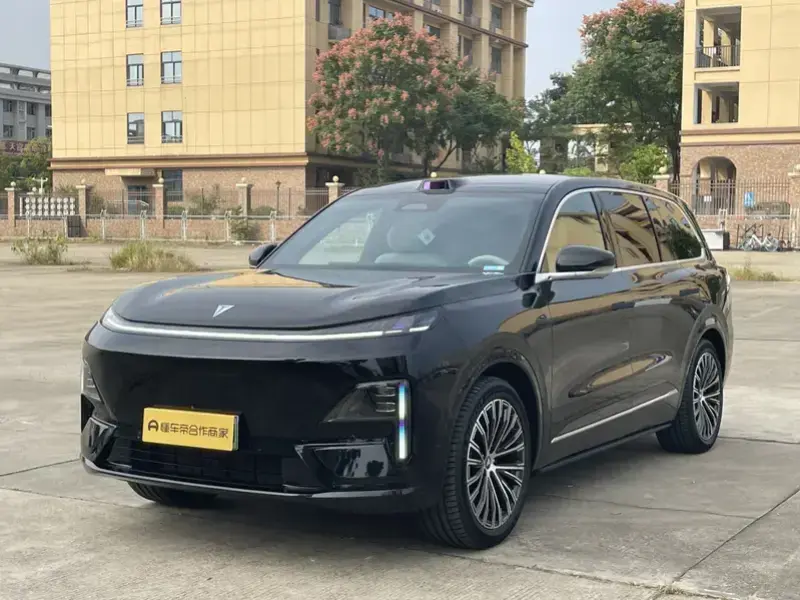 2025 Changan Deep Blue S09 с пробегом 15 300 км