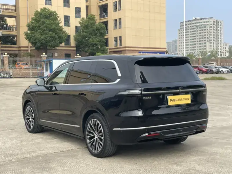 2025 Changan Deep Blue S09 с пробегом 15 300 км